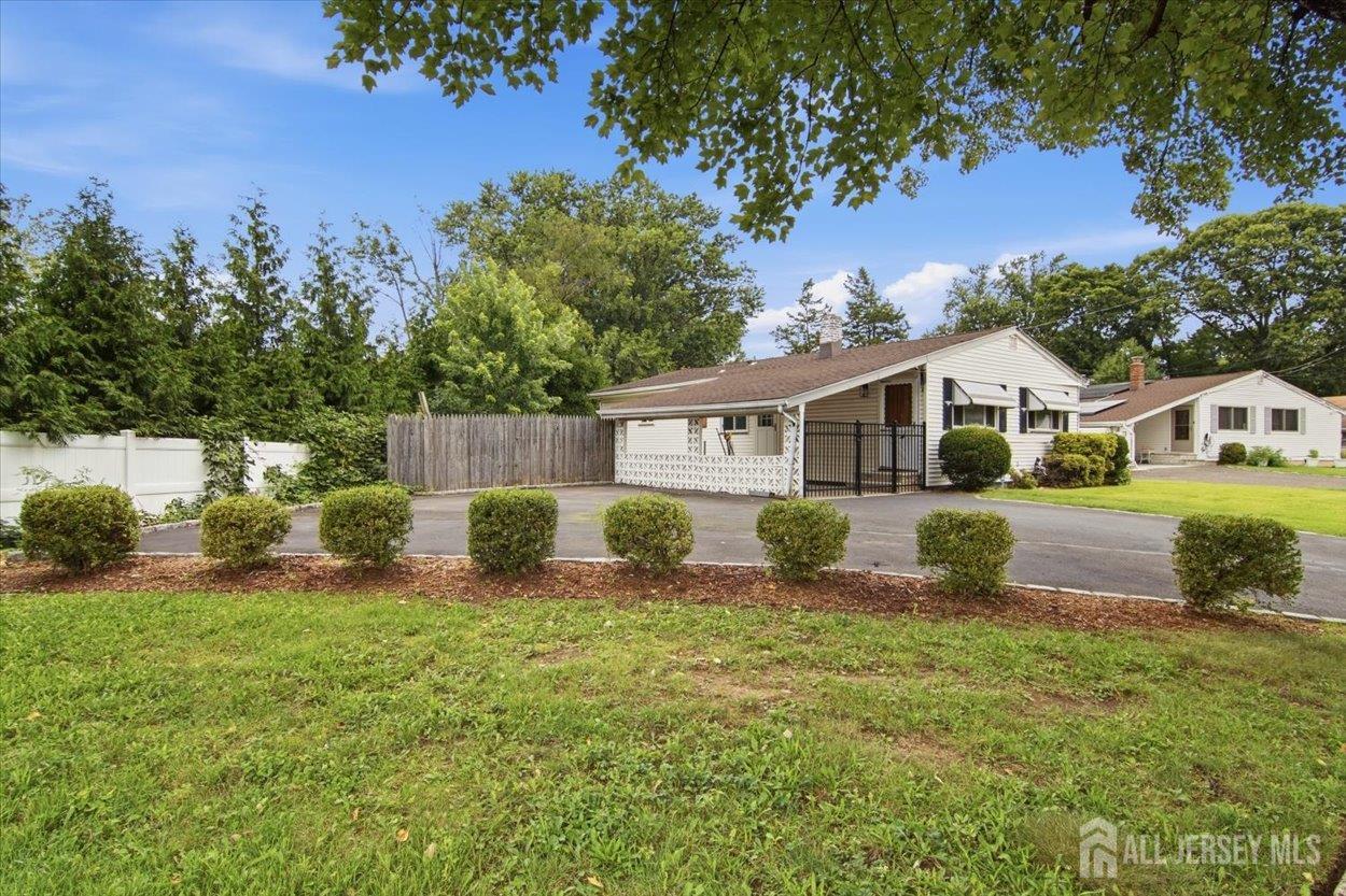 15 Bonham Drive Edison NJ 08837