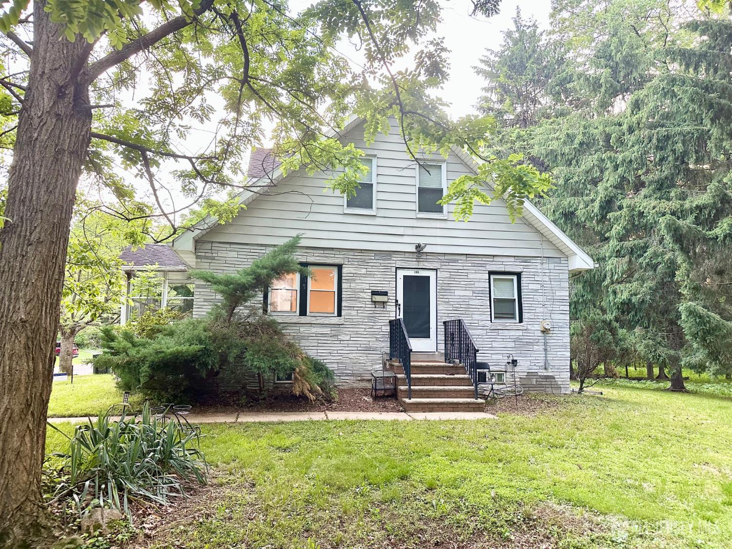 303 Stephenson Avenue Middlesex NJ 08845