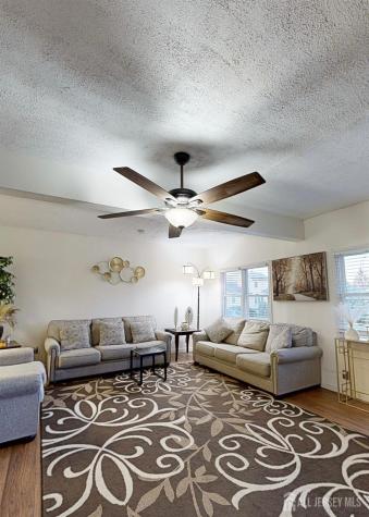 33 W Park Avenue Avenel NJ 07001