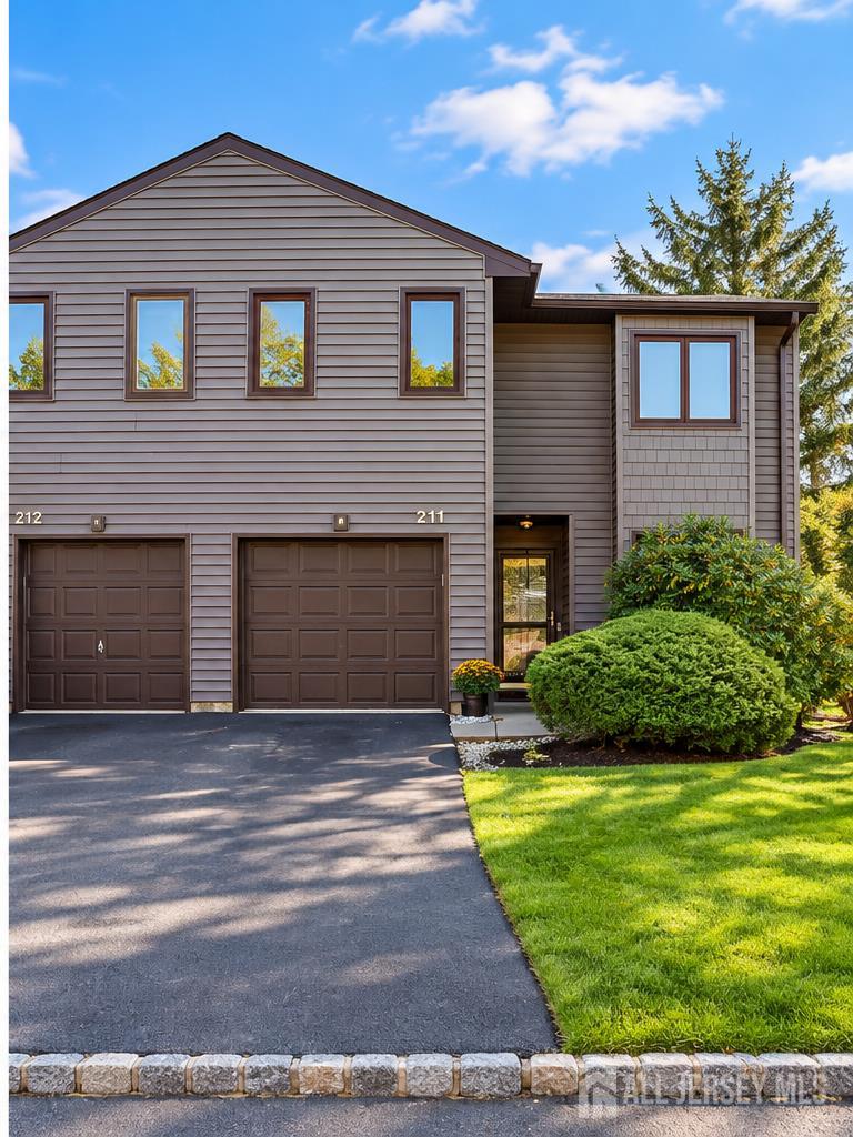 211 Pear Drive Marlboro NJ 07746