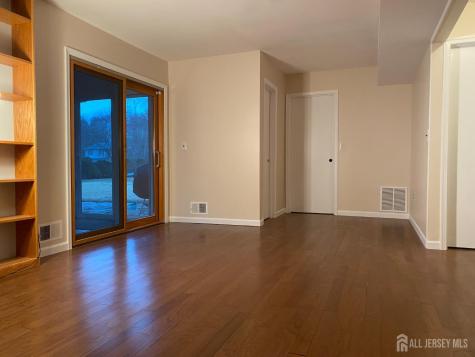 4 Linden Lane S Plainsboro NJ 08536