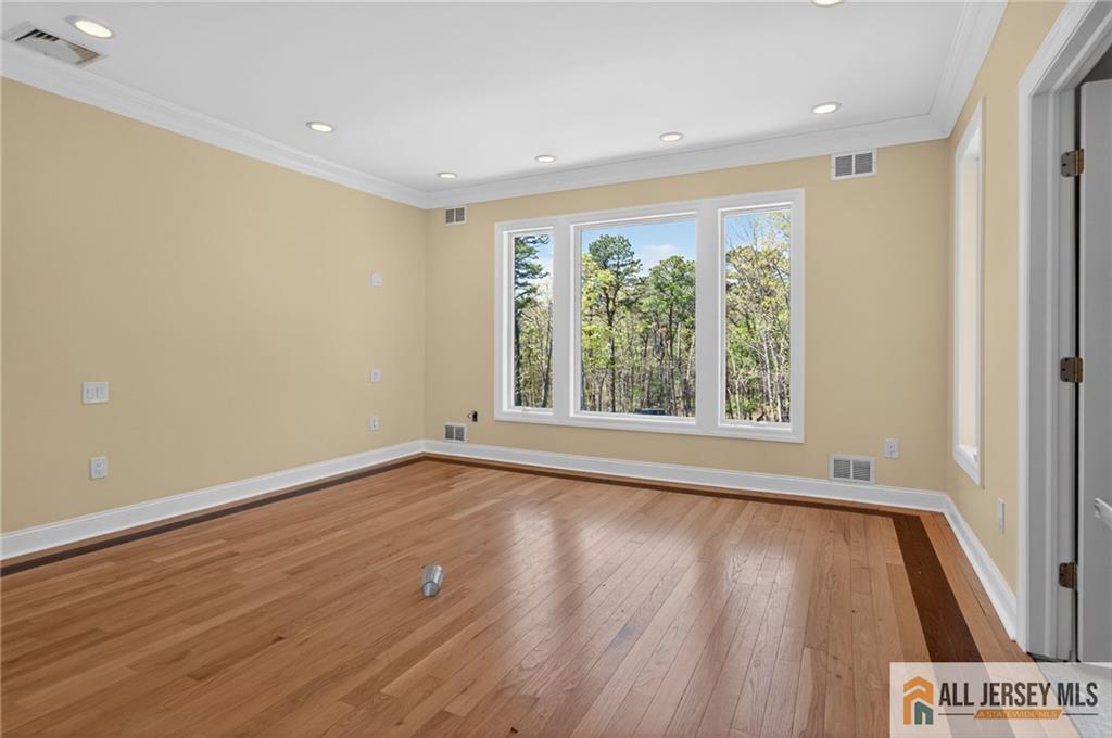 381 Monmouth Road Freehold Twp NJ 07728