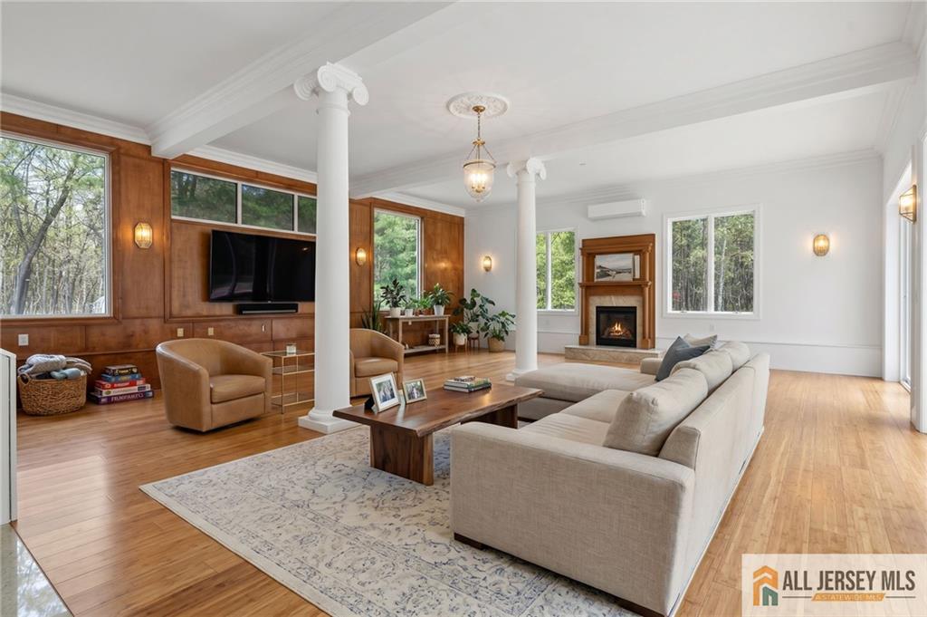 381 Monmouth Road Freehold Twp NJ 07728