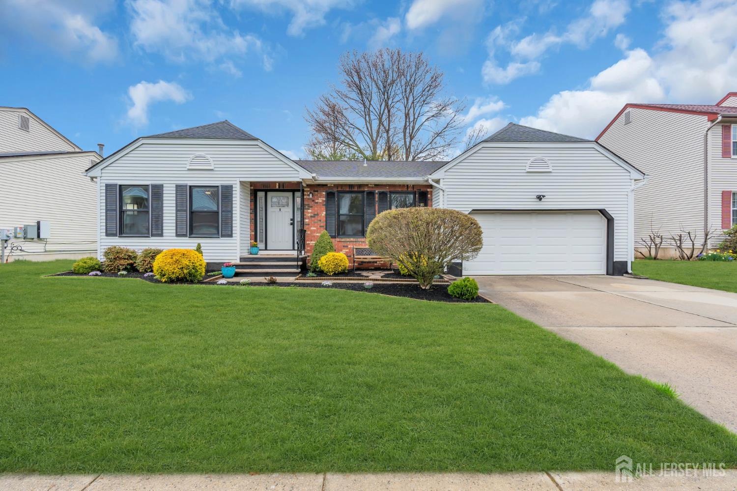 3 Lynn Court North Brunswick NJ 08902
