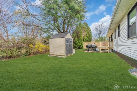 3 Lynn Court North Brunswick NJ 08902