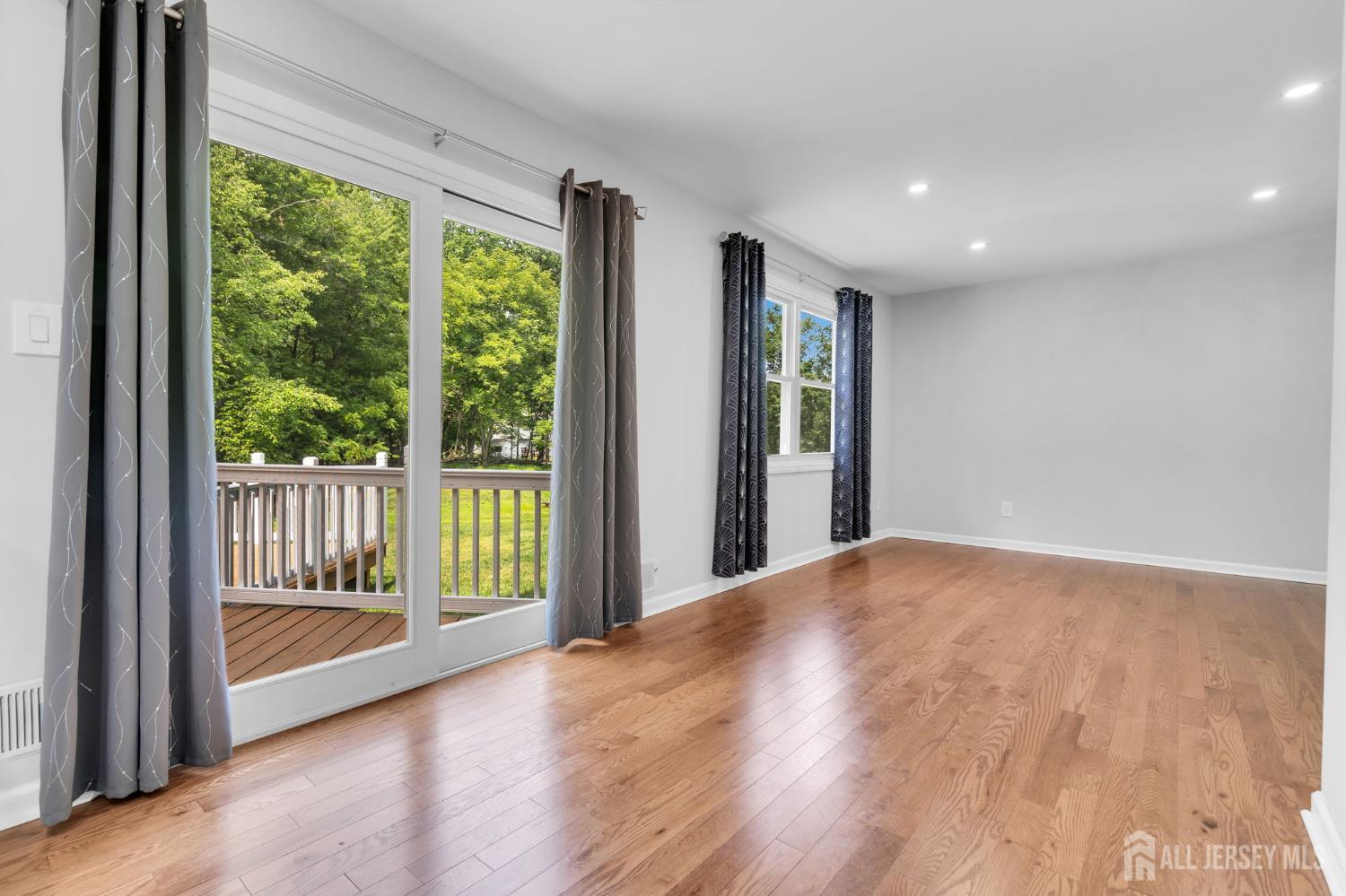 14 Dumont Round Hillsborough NJ 08844