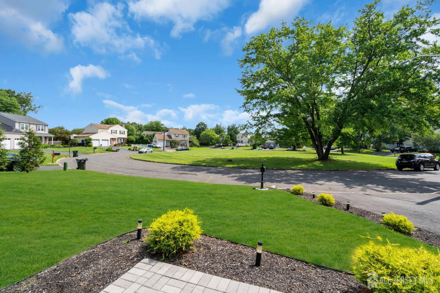 14 Dumont Round Hillsborough NJ 08844