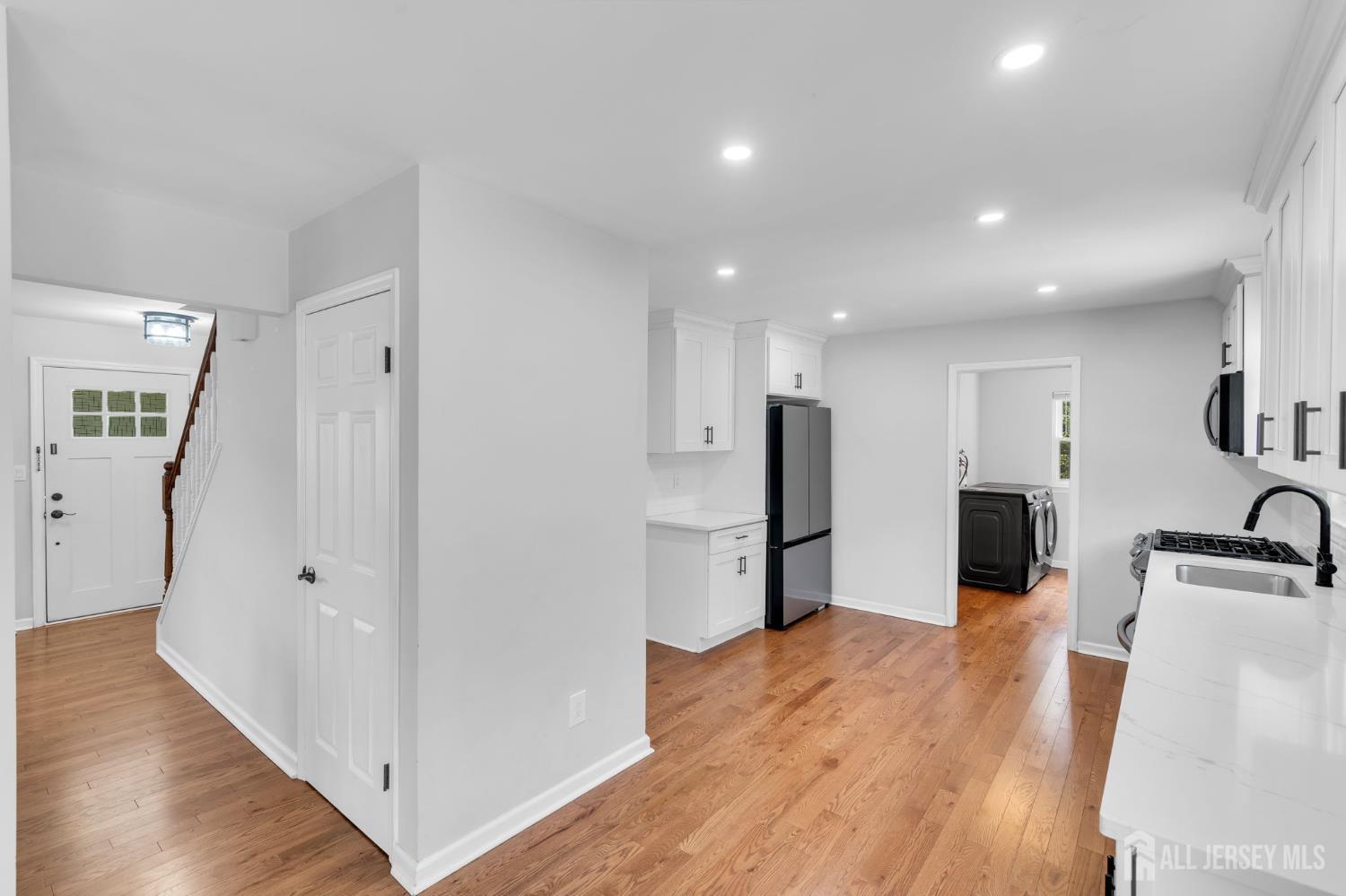 14 Dumont Round Hillsborough NJ 08844