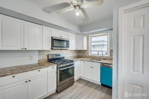 320 Demorest Avenue Avenel NJ 07001