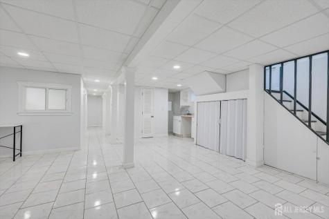 320 Demorest Avenue Avenel NJ 07001