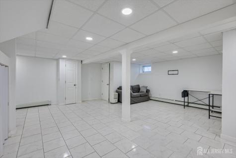 320 Demorest Avenue Avenel NJ 07001
