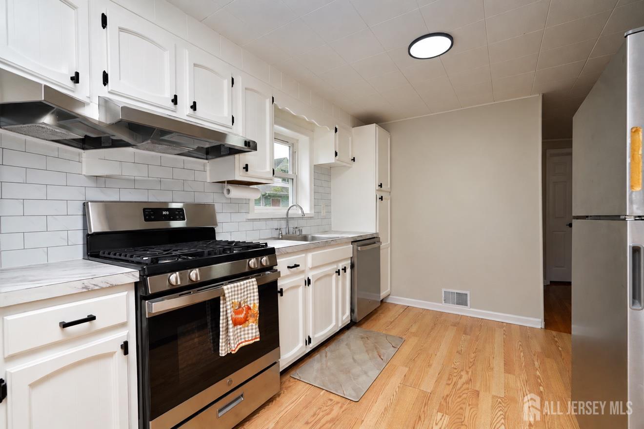 24 Helena Street East Brunswick NJ 08816