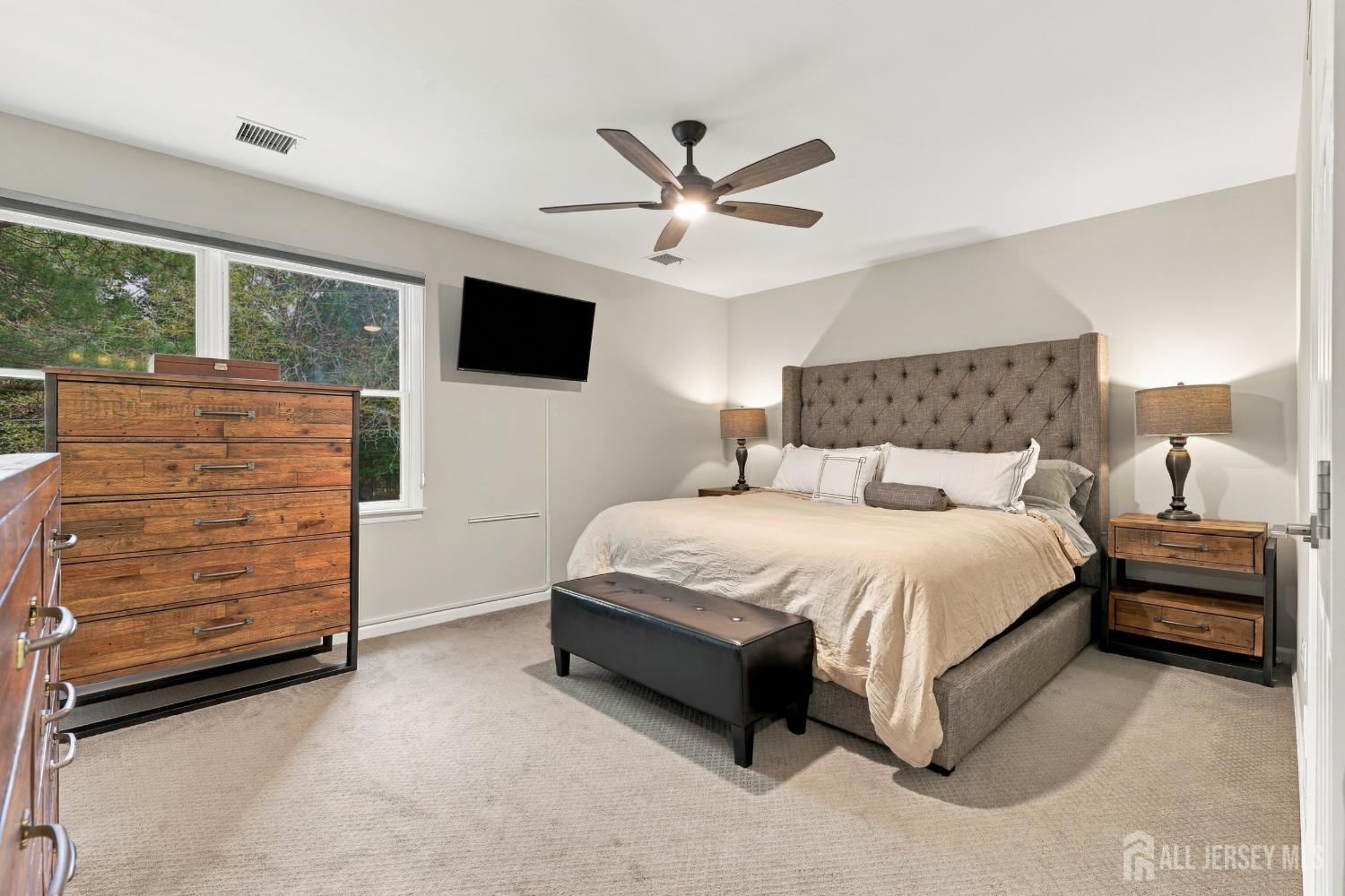20 Parkside Drive Spotswood NJ 08884