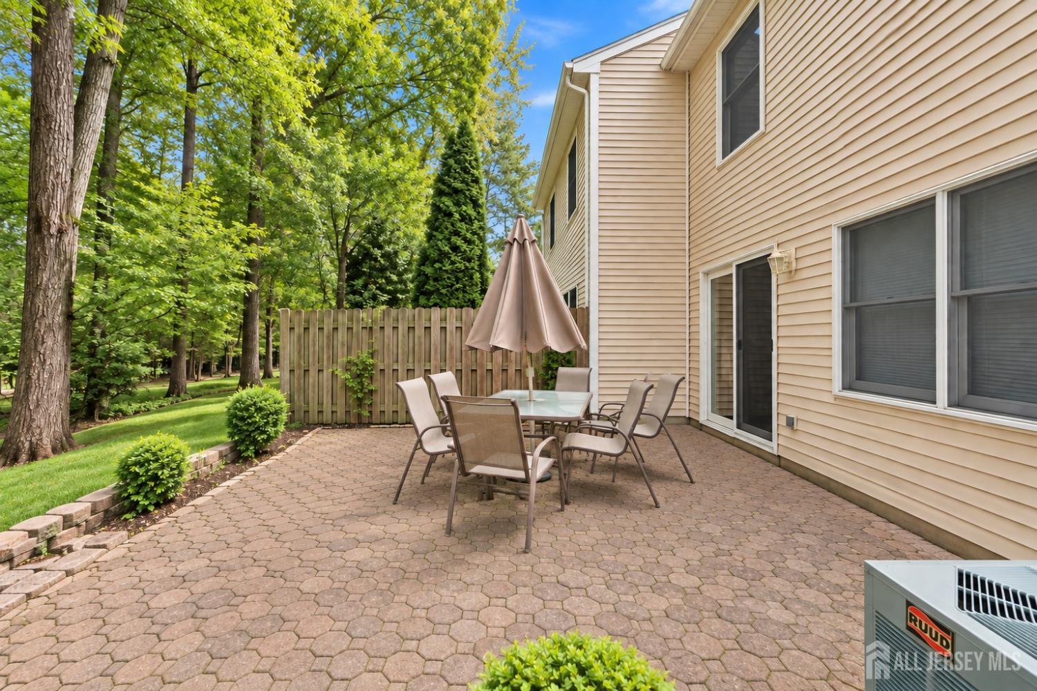 20 Parkside Drive Spotswood NJ 08884