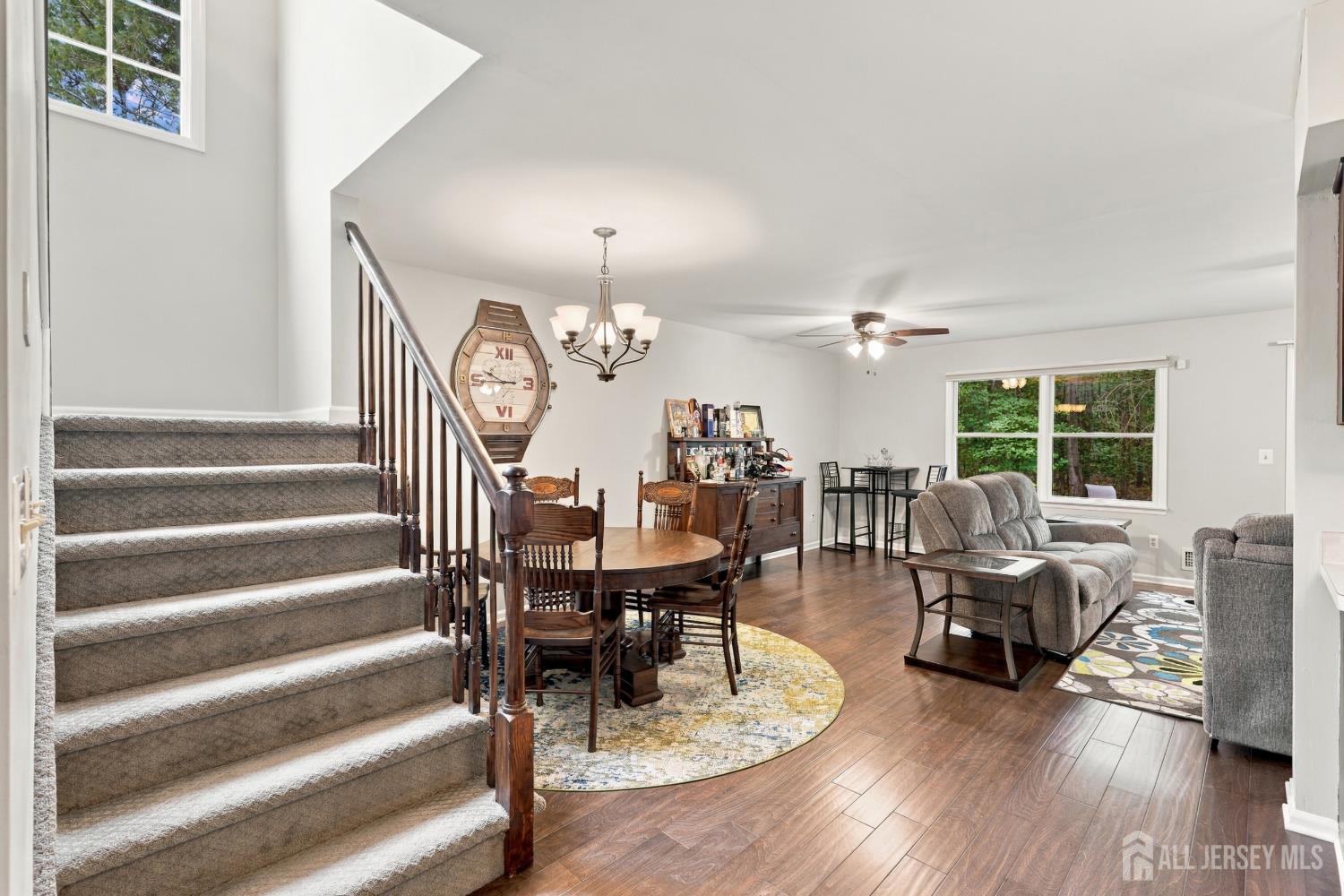 20 Parkside Drive Spotswood NJ 08884