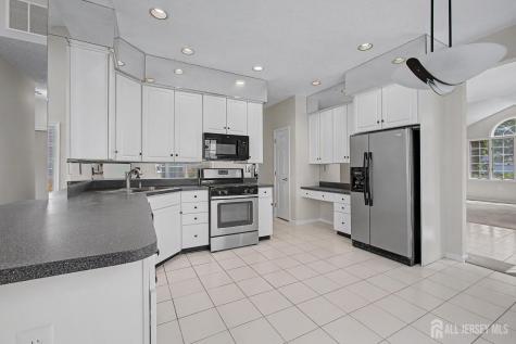 17 Umberland Place Monroe NJ 08831
