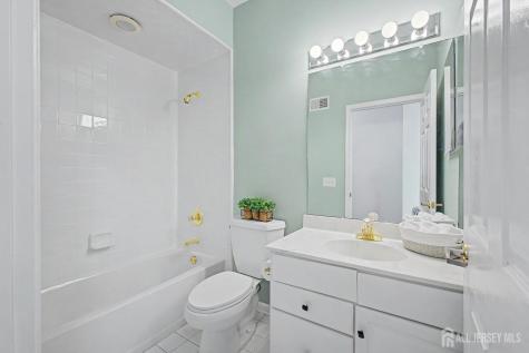 17 Umberland Place Monroe NJ 08831