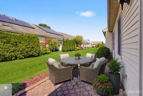 17 Umberland Place Monroe NJ 08831