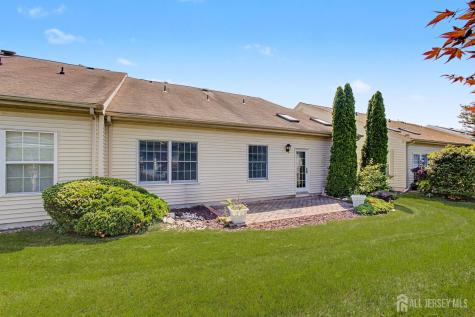 17 Umberland Place Monroe NJ 08831