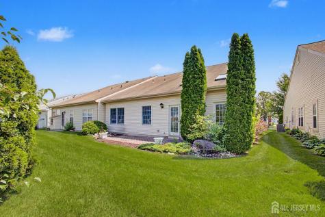 17 Umberland Place Monroe NJ 08831