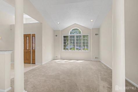 17 Umberland Place Monroe NJ 08831