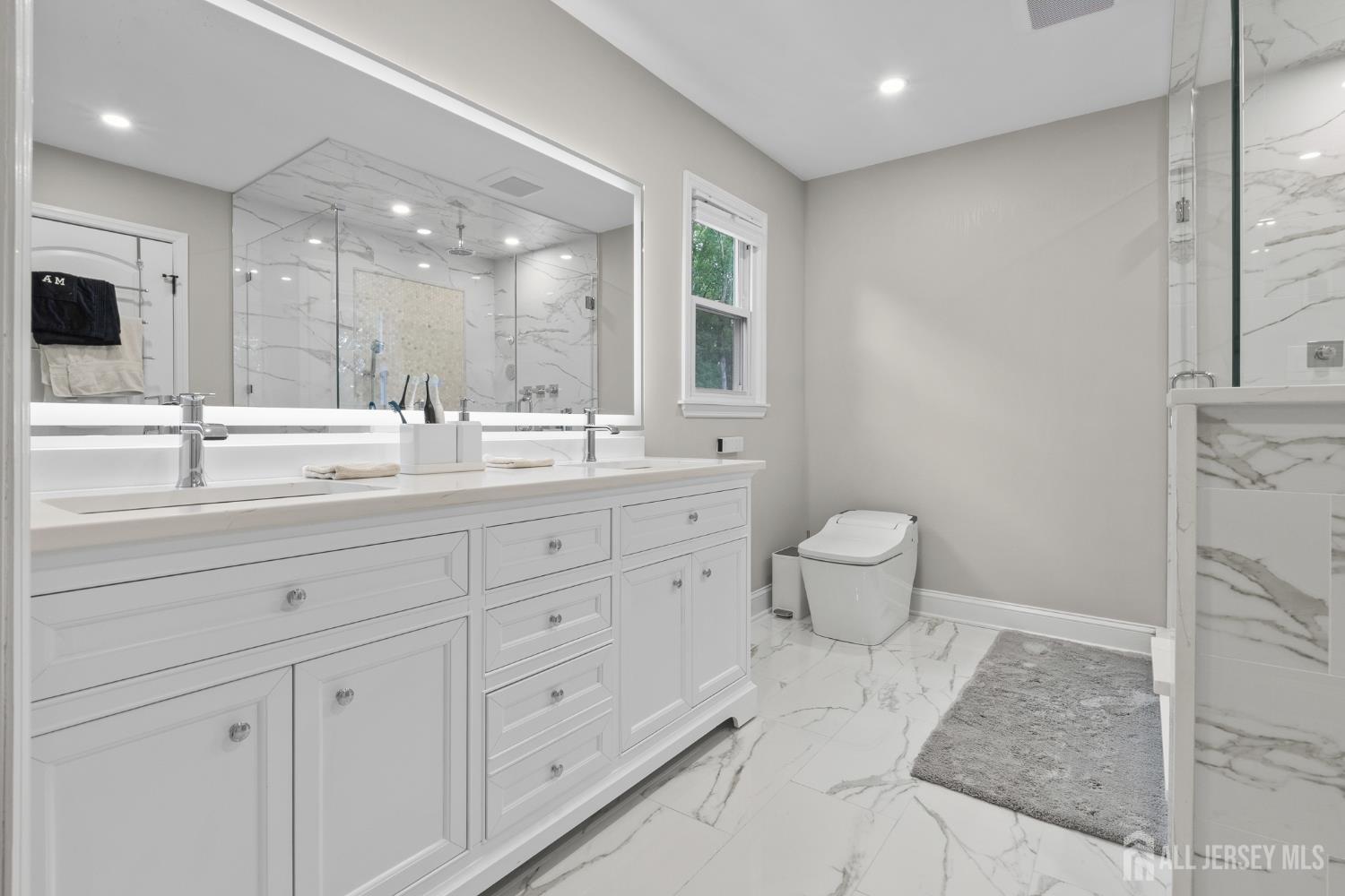 5 Brookside Circle Marlboro NJ 07746