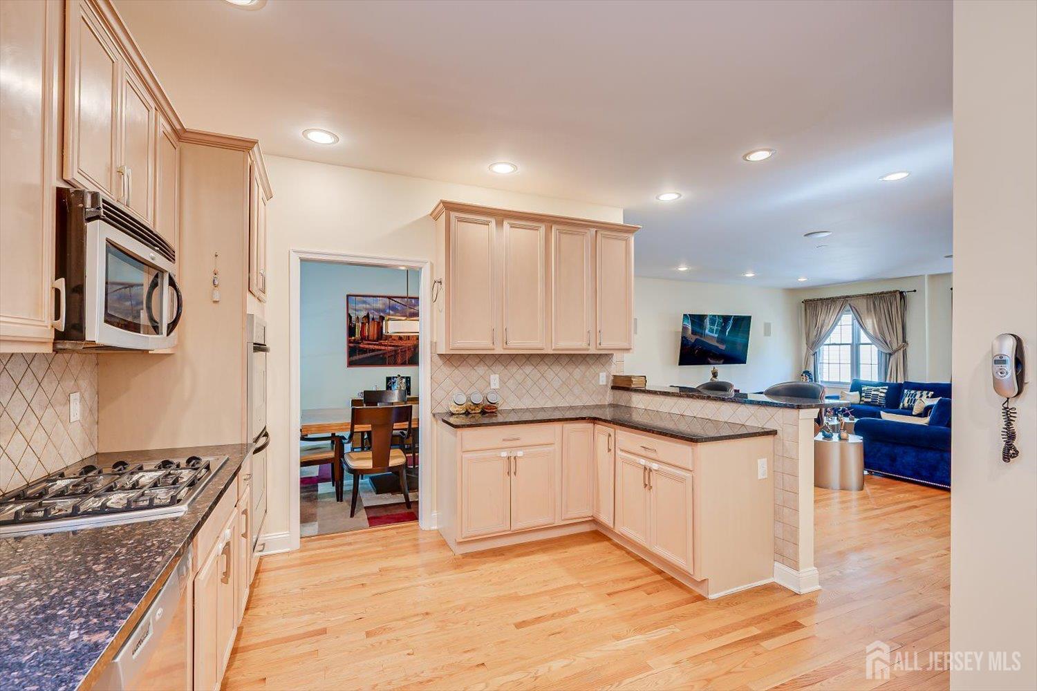 18 Lincoln Avenue Highland Park NJ 08904