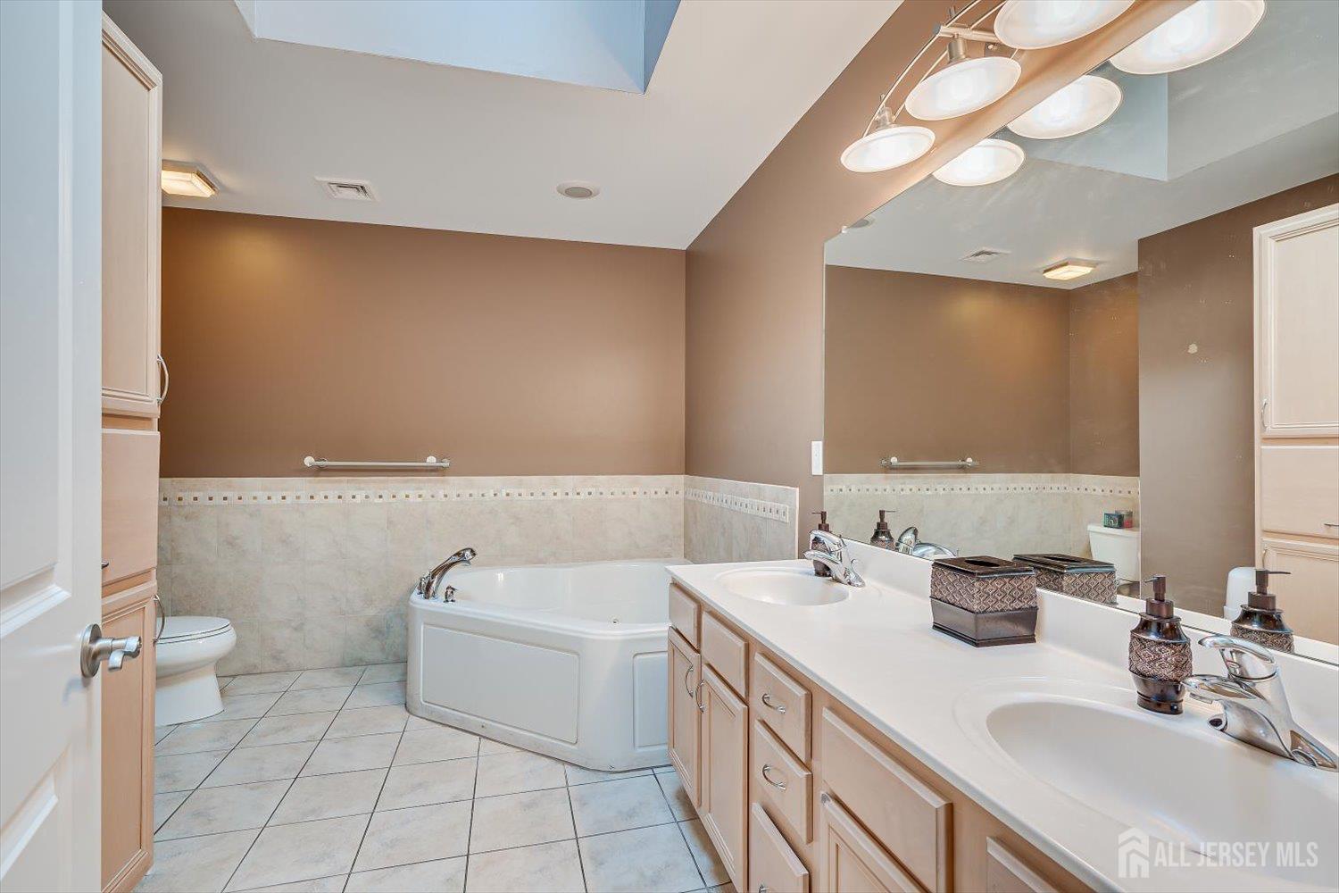 18 Lincoln Avenue Highland Park NJ 08904