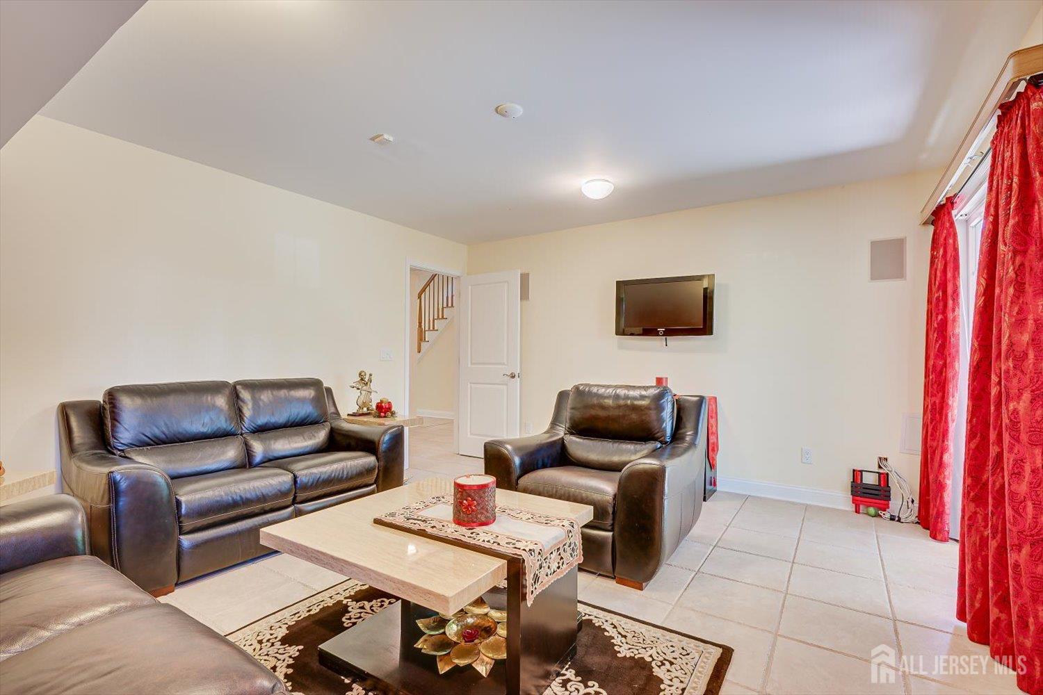 18 Lincoln Avenue Highland Park NJ 08904