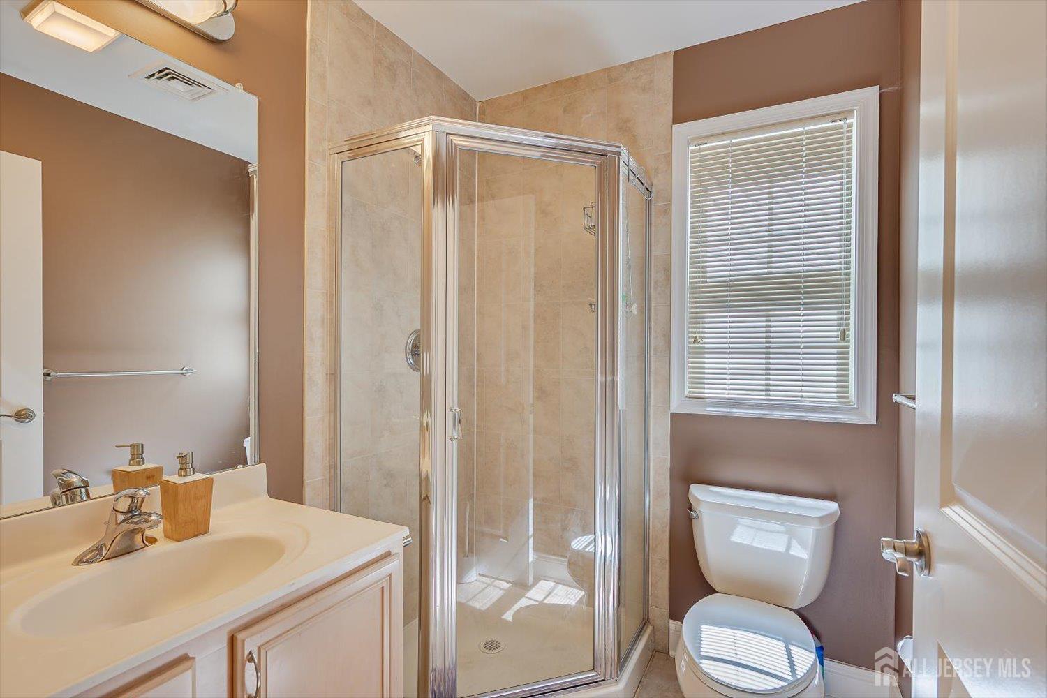18 Lincoln Avenue Highland Park NJ 08904