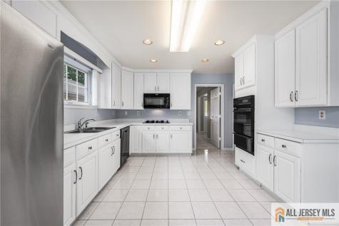 281 Mockingbird Drive Monroe NJ 08831