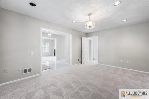 281 Mockingbird Drive Monroe NJ 08831