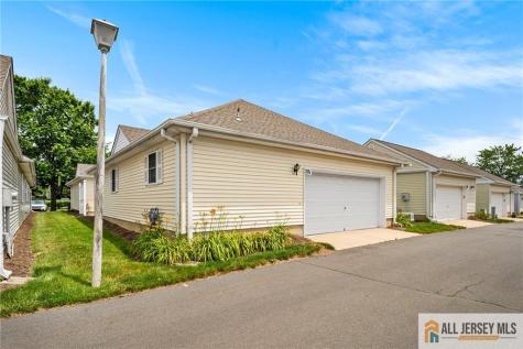 281 Mockingbird Drive Monroe NJ 08831