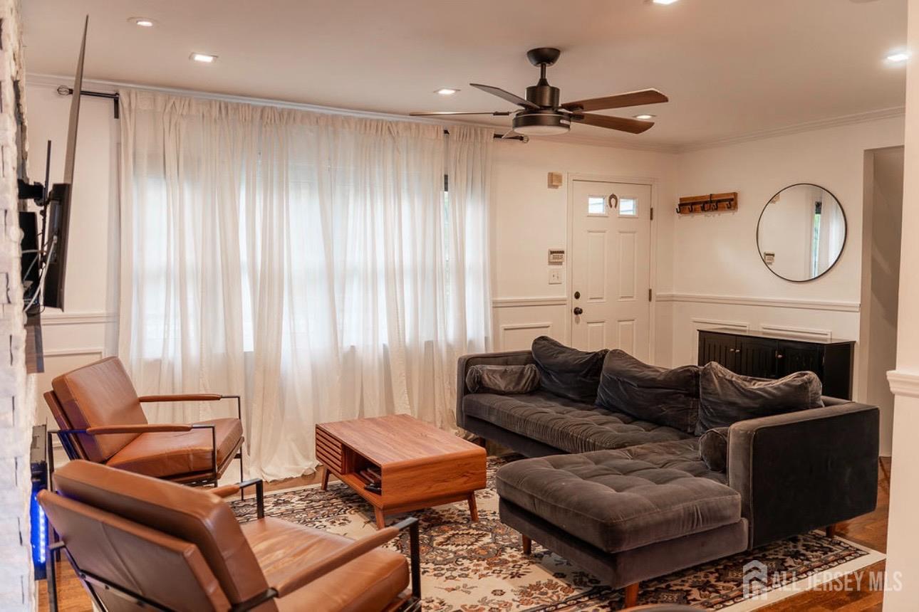 314 N Michigan Avenue Kenilworth NJ 07033