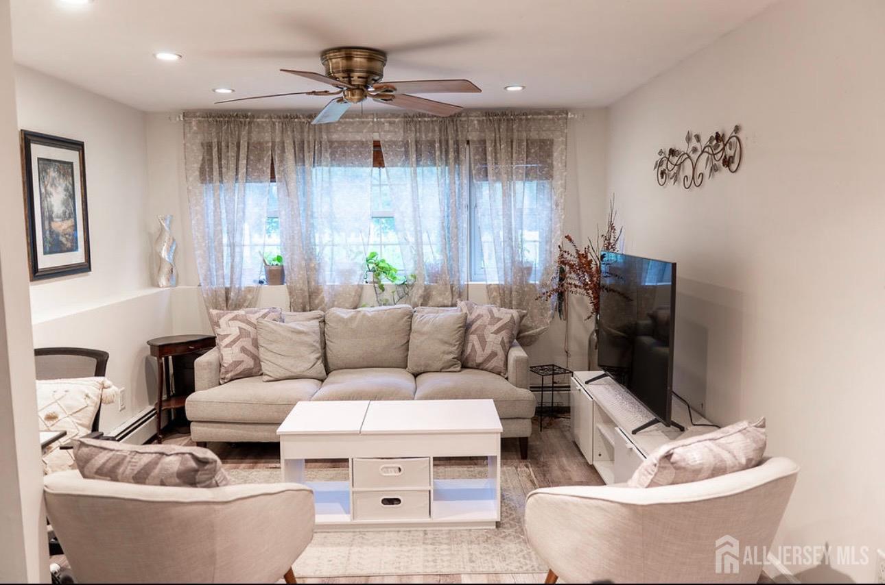 314 N Michigan Avenue Kenilworth NJ 07033