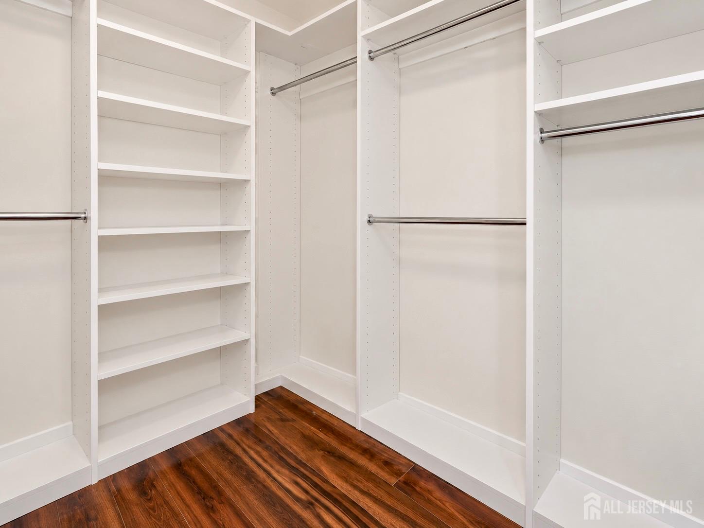 323 Ventnor Court Piscataway NJ 08854