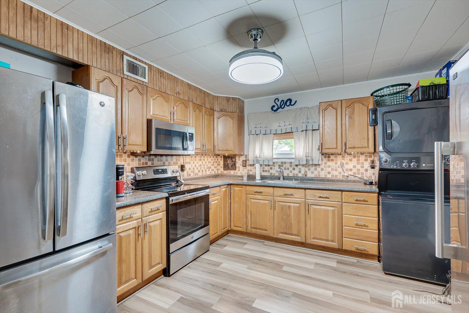 29 Kendall Drive Parlin NJ 08859