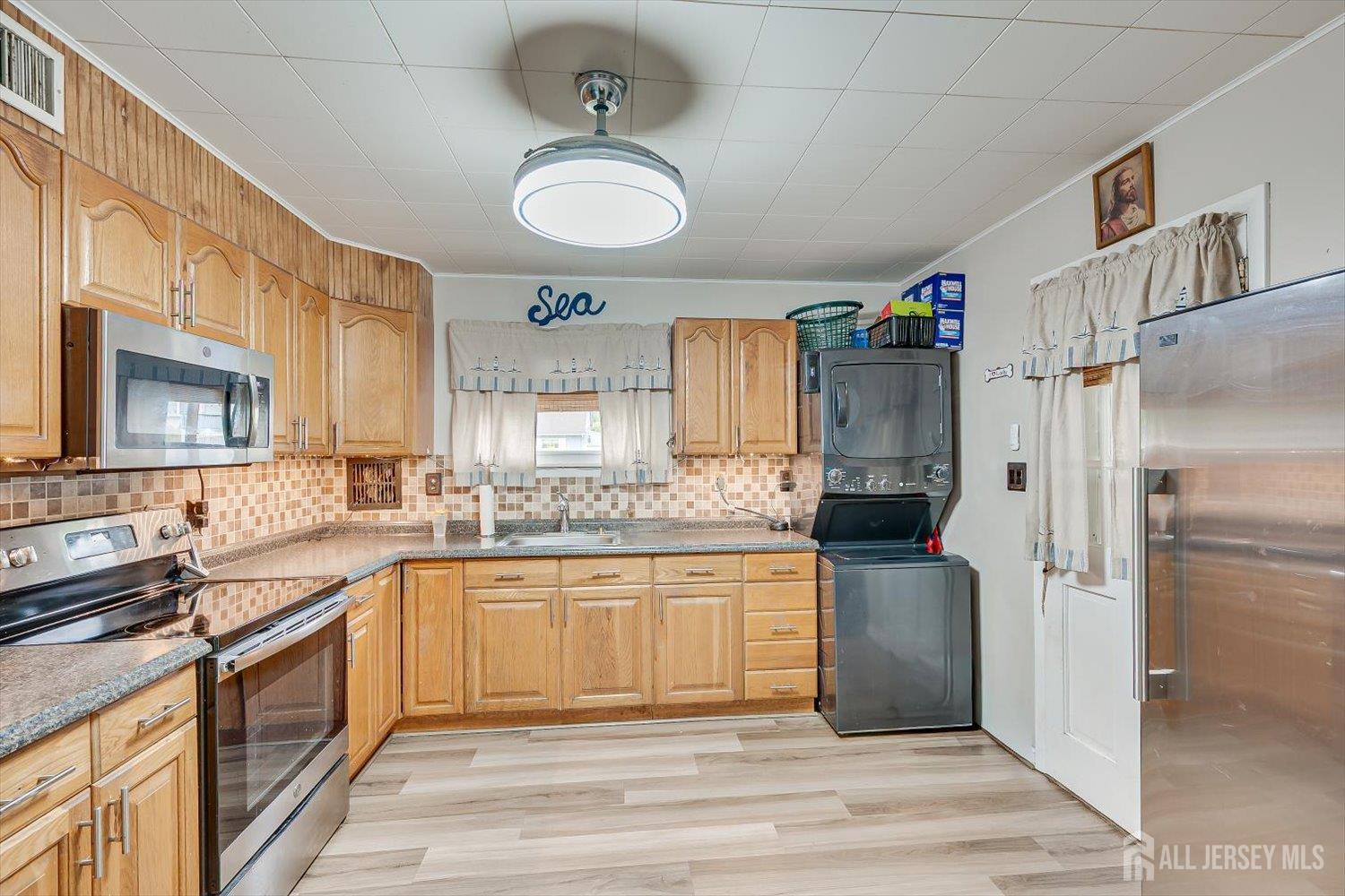 29 Kendall Drive Parlin NJ 08859
