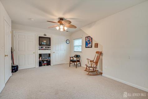 29 Kendall Drive Parlin NJ 08859