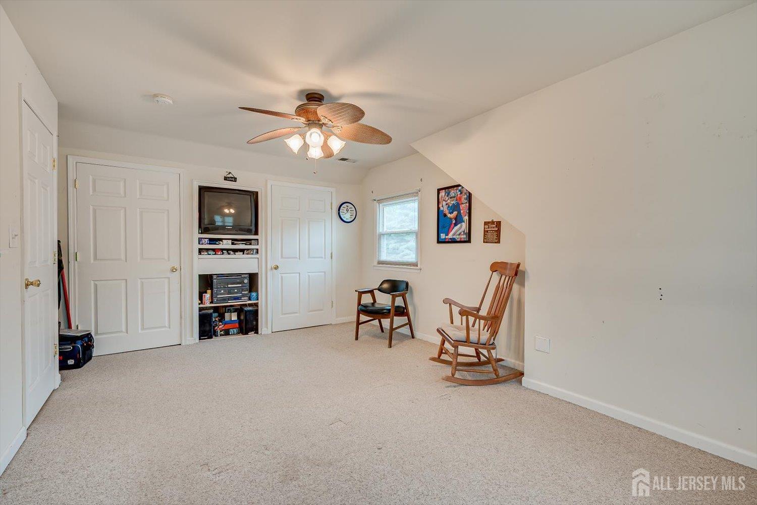 29 Kendall Drive Parlin NJ 08859