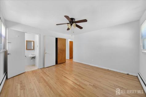 27 Concannon Drive Fords NJ 08863
