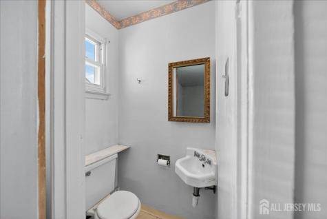27 Concannon Drive Fords NJ 08863