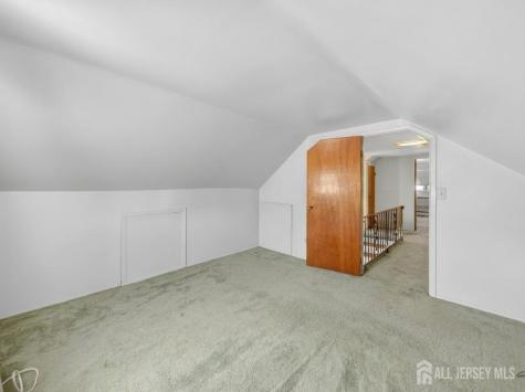 27 Concannon Drive Fords NJ 08863