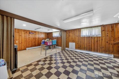 27 Concannon Drive Fords NJ 08863