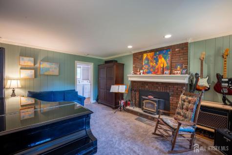 207 Grant Avenue Middlesex NJ 08846
