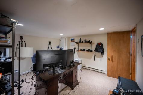 207 Grant Avenue Middlesex NJ 08846