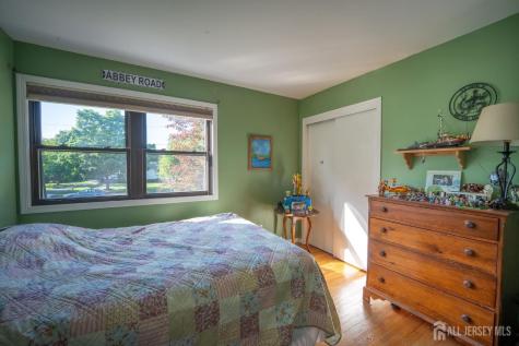 207 Grant Avenue Middlesex NJ 08846