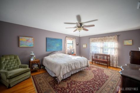 207 Grant Avenue Middlesex NJ 08846