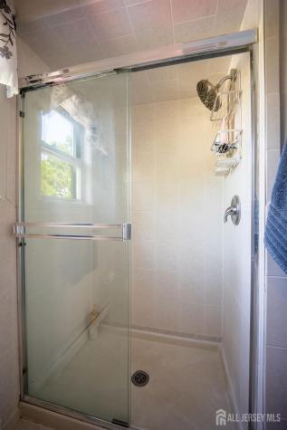 207 Grant Avenue Middlesex NJ 08846