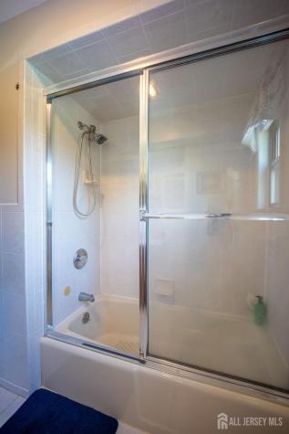 207 Grant Avenue Middlesex NJ 08846